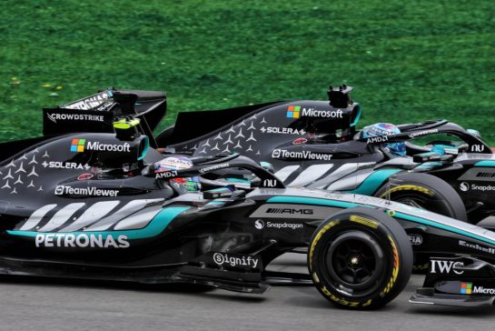 George Russell (GBR) Mercedes AMG Formula One Team W17 and Andrea Kimi Antonelli (ITA) Mercedes AMG Formula One Team W17 battle for the lead of the Sprint race.
23.05.2026. Formula 1 World Championship, Rd 5, Canadian Grand Prix, Montreal, Canada, Sprint and Qualifying Day.
- www.xpbimages.com, EMail: requests@xpbimages.com © Copyright: Moy / XPB Images