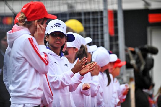 Circuit atmosphere - Drivers' parade children.
24.05.2026. Formula 1 World Championship, Rd 5, Canadian Grand Prix, Montreal, Canada, Race Day.
- www.xpbimages.com, EMail: requests@xpbimages.com © Copyright: Price / XPB Images