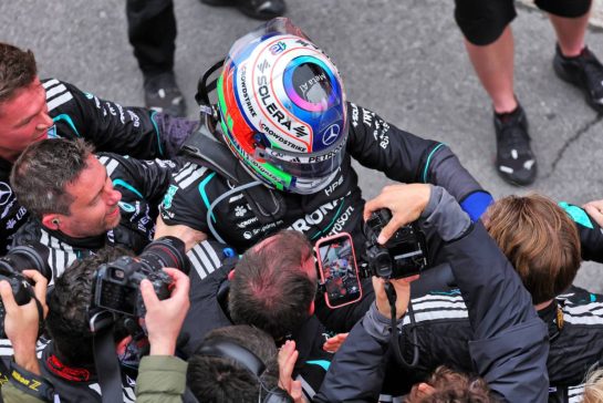 Race winner Andrea Kimi Antonelli (ITA) Mercedes AMG Formula One Team celebrates with the team in parc ferme.24.05.2026. Formula 1 World Championship, Rd 5, Canadian Grand Prix, Montreal, Canada, Race Day.
- www.xpbimages.com, EMail: requests@xpbimages.com © Copyright: Moy / XPB Images