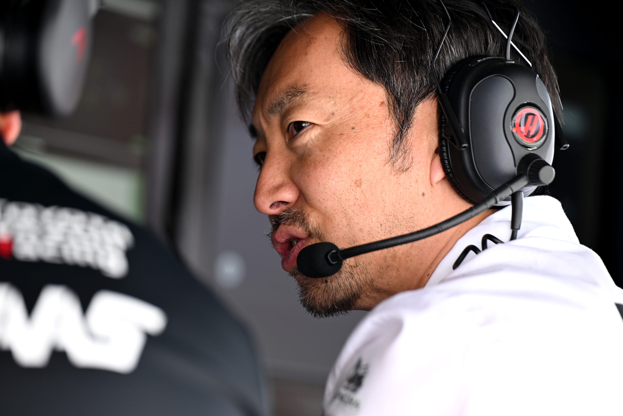 Komatsu hints at when Haas will decide its 2027 driver line-up