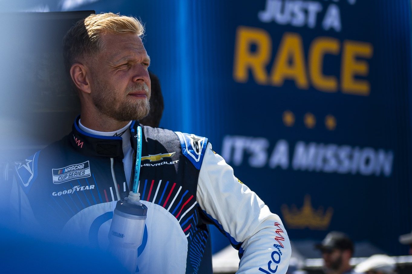 Magnussen’s NASCAR debut erupts into fiery pit-road confrontation Magnussen’s NASCAR debut erupts into fiery pit-road confrontation