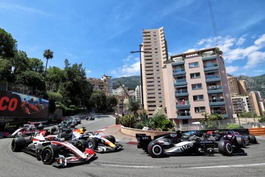 Sergio Perez (MEX) Cadillac Formula 1 Team MAC-26 leads Esteban Ocon (FRA) Haas F1 Team VF-26 and Liam Lawson (NZL) Racing Bulls Formula One Team VCARB 03 at the start of the race.
07.06.2026. Formula 1 World Championship, Rd 6, Monaco Grand Prix, Monte Carlo, Monaco, Race Day.
- www.xpbimages.com, EMail: requests@xpbimages.com © Copyright: Rew / XPB Images