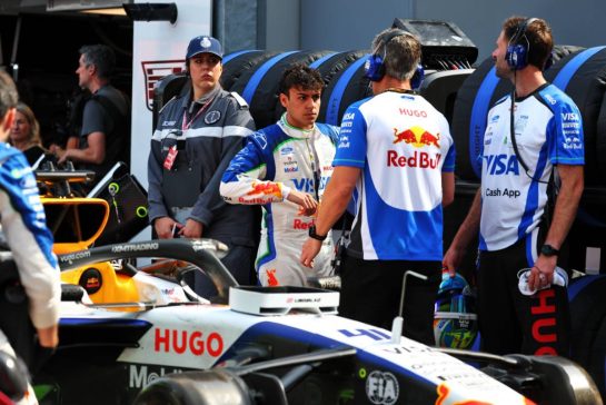 Arvid Lindblad (GBR) Racing Bulls Formula One Team in the pits as the race is red flagged.
07.06.2026. Formula 1 World Championship, Rd 6, Monaco Grand Prix, Monte Carlo, Monaco, Race Day.
- www.xpbimages.com, EMail: requests@xpbimages.com © Copyright: Bearne / XPB Images
