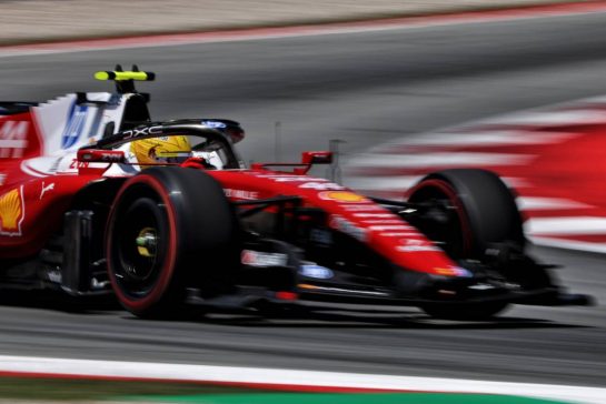 Lewis Hamilton (GBR) Scuderia Ferrari SF-26.
13.06.2026. Formula 1 World Championship, Rd 7, Barcelona-Catalunya Grand Prix, Barcelona, Spain, Qualifying Day.
- www.xpbimages.com, EMail: requests@xpbimages.com © Copyright: Rew / XPB Images