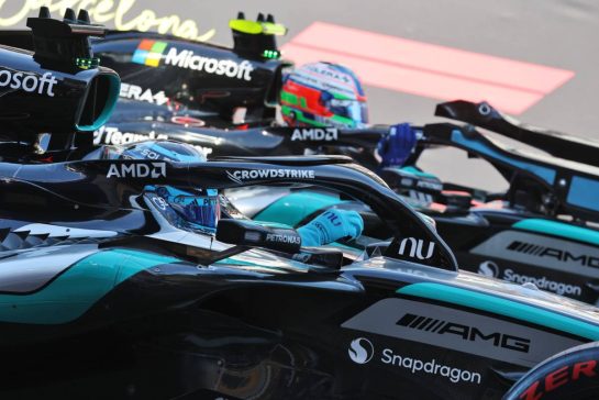 Pole sitter George Russell (GBR) Mercedes AMG Formula One Team W17 ini qualifying parc ferme with third placed team mate Andrea Kimi Antonelli (ITA) Mercedes AMG Formula One Team W17.
13.06.2026. Formula 1 World Championship, Rd 7, Barcelona-Catalunya Grand Prix, Barcelona, Spain, Qualifying Day.
- www.xpbimages.com, EMail: requests@xpbimages.com © Copyright: Charniaux / XPB Images
