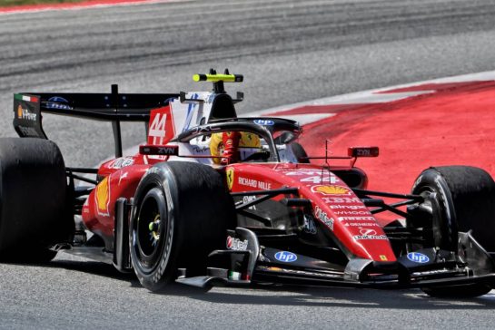 Race winner Lewis Hamilton (GBR) Scuderia Ferrari SF-26 celebrates at the end of the race.
14.06.2026. Formula 1 World Championship, Rd 7, Barcelona-Catalunya Grand Prix, Barcelona, Spain, Race Day.
- www.xpbimages.com, EMail: requests@xpbimages.com © Copyright: Batchelor / XPB Images