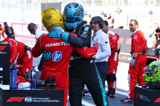 (L to R): Race winner Lewis Hamilton (GBR) Scuderia Ferrari celebrates with George Russell (GBR) Mercedes AMG Formula One Team in parc ferme.
14.06.2026. Formula 1 World Championship, Rd 7, Barcelona-Catalunya Grand Prix, Barcelona, Spain, Race Day.
- www.xpbimages.com, EMail: requests@xpbimages.com © Copyright: Patching / XPB Images