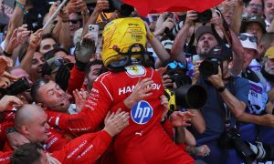Smedley shares Ferrari insider view: ‘They just love Hamilton’