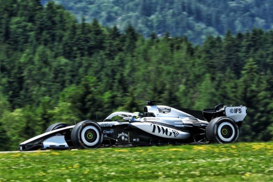 Sergio Perez (MEX) Cadillac Formula 1 Team MAC-26.
26.06.2026. Formula 1 World Championship, Rd 8, Austrian Grand Prix, Spielberg, Austria, Practice Day.
- www.xpbimages.com, EMail: requests@xpbimages.com © Copyright: Bearne / XPB Images
