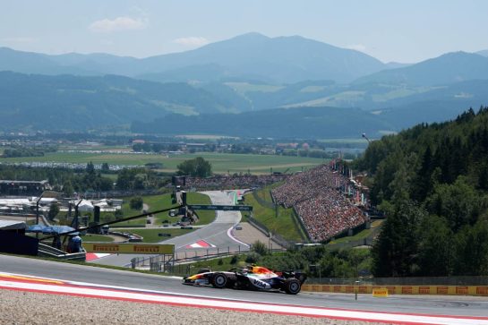 Liam Lawson (NZL) Racing Bulls Formula One Team VCARB 03.
27.06.2026. Formula 1 World Championship, Rd 8, Austrian Grand Prix, Spielberg, Austria, Qualifying Day.
- www.xpbimages.com, EMail: requests@xpbimages.com © Copyright: Moy / XPB Images