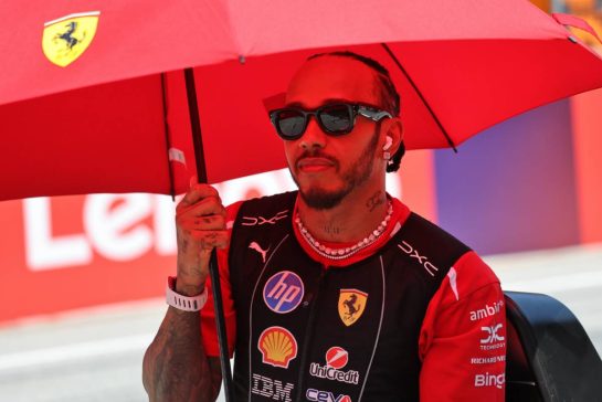 Lewis Hamilton (GBR) Scuderia Ferrari on the drivers' parade.
28.06.2026. Formula 1 World Championship, Rd 8, Austrian Grand Prix, Spielberg, Austria, Race Day.
- www.xpbimages.com, EMail: requests@xpbimages.com © Copyright: Charniaux / XPB Images