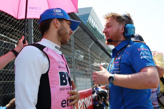 (L to R): Pierre Gasly (FRA) Alpine F1 Team with Josh Peckett (GBR) Alpine F1 Team Race Engineer on the grid.
28.06.2026. Formula 1 World Championship, Rd 8, Austrian Grand Prix, Spielberg, Austria, Race Day.
- www.xpbimages.com, EMail: requests@xpbimages.com © Copyright: Batchelor / XPB Images