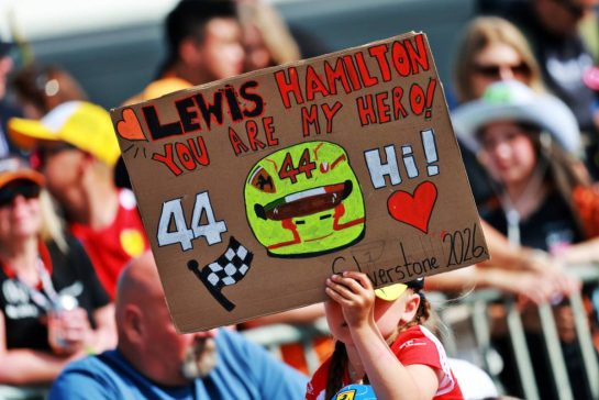 Circuit atmosphere - young Lewis Hamilton (GBR) Scuderia Ferrari fan.
03.07.2026. Formula 1 World Championship, Rd 9, British Grand Prix, Silverstone, England, Sprint Qualifying Day.
- www.xpbimages.com, EMail: requests@xpbimages.com © Copyright: Charniaux / XPB Images