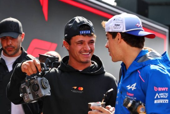 (L to R): Lando Norris (GBR) McLaren F1 Team with Franco Colapinto (ARG) Alpine F1 Team A526.
03.07.2026. Formula 1 World Championship, Rd 9, British Grand Prix, Silverstone, England, Sprint Qualifying Day.
- www.xpbimages.com, EMail: requests@xpbimages.com © Copyright: Bearne / XPB Images