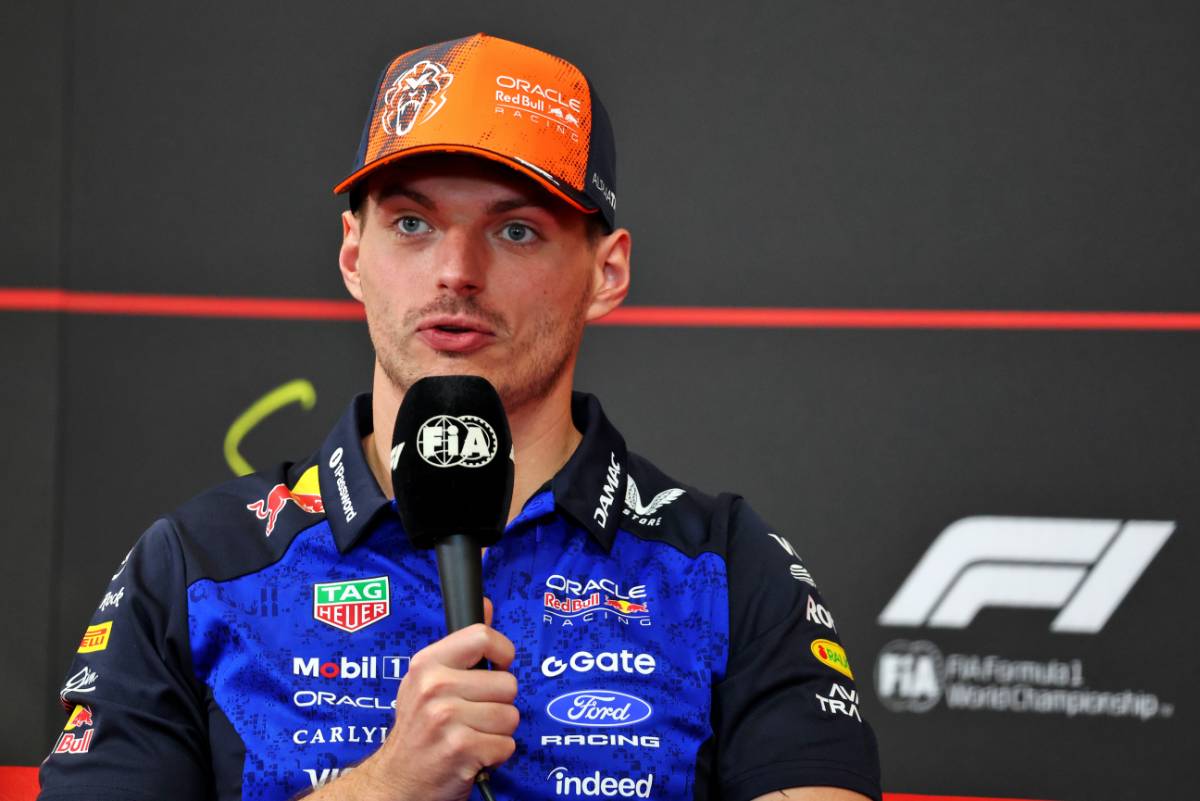 Verstappen still keeping everyone guessing on Red Bull future