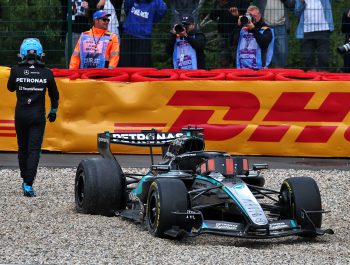 Russell ‘angry’ at Mercedes as dead battery leads to Spa disaster