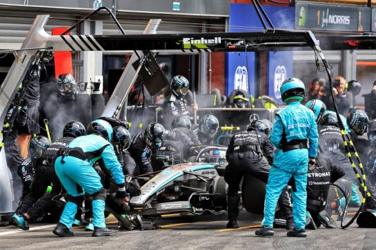 Andrea Kimi Antonelli (ITA) Mercedes AMG Formula One Team W17 makes a pit stop.
19.07.2026. Formula 1 World Championship, Rd 10, Belgian Grand Prix, Spa Francorchamps, Belgium, Race Day.
- www.xpbimages.com, EMail: requests@xpbimages.com © Copyright: XPB Images