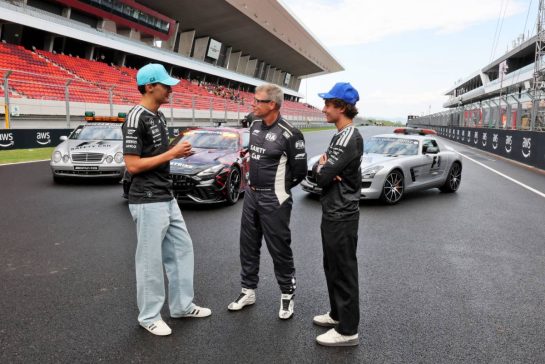 (L to R): George Russell (GBR) Mercedes AMG Formula One Team; Bernd Maylander (GER) FIA Safety Car Driver; and Andrea Kimi Antonelli (ITA) Mercedes AMG Formula One Team, celebrate 30 years of the Mercedes FIA Safety Car.
23.07.2026. Formula 1 World Championship, Rd 11, Hungarian Grand Prix, Budapest, Hungary, Preparation Day.
- www.xpbimages.com, EMail: requests@xpbimages.com © Copyright: Moy / XPB Images