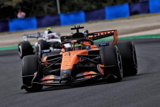 Leonardo Fornaroli (ITA) McLaren F1 Team MCL40 Reserve Driver.
24.07.2026. Formula 1 World Championship, Rd 11, Hungarian Grand Prix, Budapest, Hungary, Practice Day.
- www.xpbimages.com, EMail: requests@xpbimages.com © Copyright: Moy / XPB Images