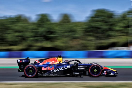Max Verstappen (NLD) Red Bull Racing RB22.
25.07.2026. Formula 1 World Championship, Rd 11, Hungarian Grand Prix, Budapest, Hungary, Qualifying Day.
- www.xpbimages.com, EMail: requests@xpbimages.com © Copyright: Rew / XPB Images