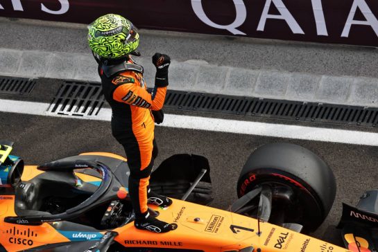 Lando Norris (GBR) McLaren F1 Team MCL40 celebrates his pole position in qualifying parc ferme.
25.07.2026. Formula 1 World Championship, Rd 11, Hungarian Grand Prix, Budapest, Hungary, Qualifying Day.
- www.xpbimages.com, EMail: requests@xpbimages.com © Copyright: Coates / XPB Images