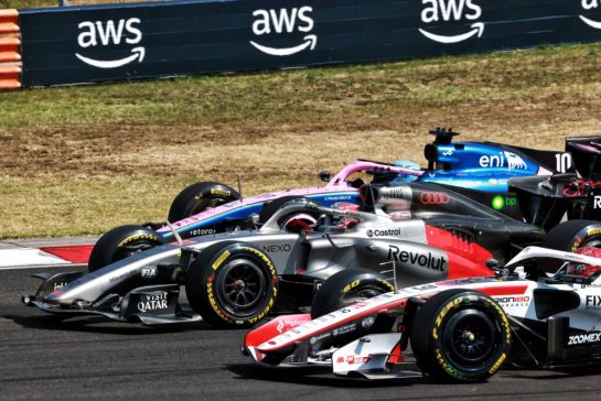 Pierre Gasly (FRA) Alpine F1 Team A526 and Nico Hulkenberg (GER) Audi F1 Team R26 at the start of the race.
26.07.2026. Formula 1 World Championship, Rd 11, Hungarian Grand Prix, Budapest, Hungary, Race Day.
- www.xpbimages.com, EMail: requests@xpbimages.com © Copyright: Charniaux / XPB Images