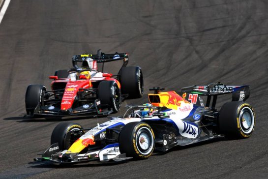 Arvid Lindblad (GBR) Racing Bulls Formula One Team VCARB 03 and Lewis Hamilton (GBR) Scuderia Ferrari SF-26 battle for position.
26.07.2026. Formula 1 World Championship, Rd 11, Hungarian Grand Prix, Budapest, Hungary, Race Day.
- www.xpbimages.com, EMail: requests@xpbimages.com © Copyright: Charniaux / XPB Images