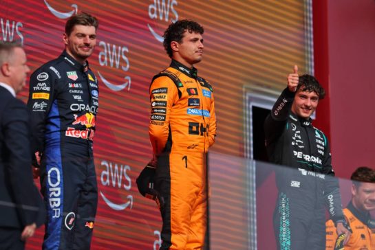 The podium (L to R): Max Verstappen (NLD) Red Bull Racing, second; Lando Norris (GBR) McLaren F1 Team, race winner; Andrea Kimi Antonelli (ITA) Mercedes AMG Formula One Team, third.
26.07.2026. Formula 1 World Championship, Rd 11, Hungarian Grand Prix, Budapest, Hungary, Race Day.
- www.xpbimages.com, EMail: requests@xpbimages.com © Copyright: Batchelor / XPB Images