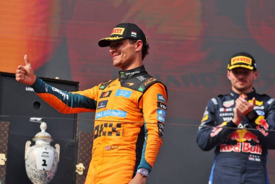 Race winner Lando Norris (GBR) McLaren F1 Team celebrates on the podium.
26.07.2026. Formula 1 World Championship, Rd 11, Hungarian Grand Prix, Budapest, Hungary, Race Day.
- www.xpbimages.com, EMail: requests@xpbimages.com © Copyright: Moy / XPB Images