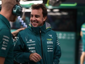 Alonso offers no timeline on Aston Martin F1 future