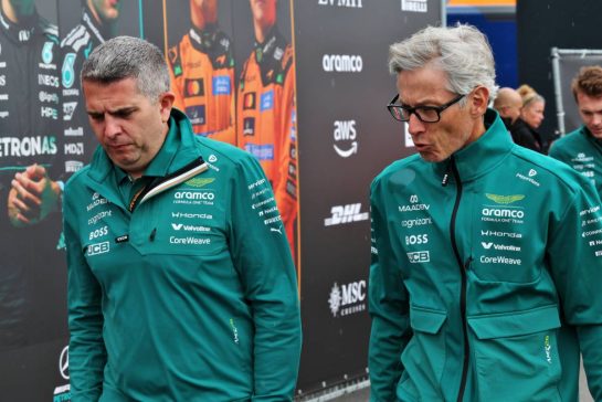 (L to R): Chris Cronin (GBR) Aston Martin F1 Team Chief Engineer Trackside / Senior Race Engineer with Mike Krack (LUX) Aston Martin F1 Team Chief Trackside Officer.
20.08.2026. Formula 1 World Championship, Rd 12, Dutch Grand Prix, Zandvoort, Netherlands, Preparation Day.
- www.xpbimages.com, EMail: requests@xpbimages.com © Copyright: Batchelor / XPB Images