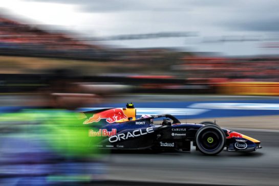 Liam Lawson (NZL) Red Bull Racing RB22.
21.08.2026. Formula 1 World Championship, Rd 12, Dutch Grand Prix, Zandvoort, Netherlands, Sprint Qualifying Day.
- www.xpbimages.com, EMail: requests@xpbimages.com © Copyright: Charniaux / XPB Images