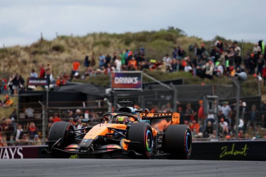 Oscar Piastri (AUS) McLaren F1 Team MCL40.
21.08.2026. Formula 1 World Championship, Rd 12, Dutch Grand Prix, Zandvoort, Netherlands, Sprint Qualifying Day.
- www.xpbimages.com, EMail: requests@xpbimages.com © Copyright: Moy / XPB Images
