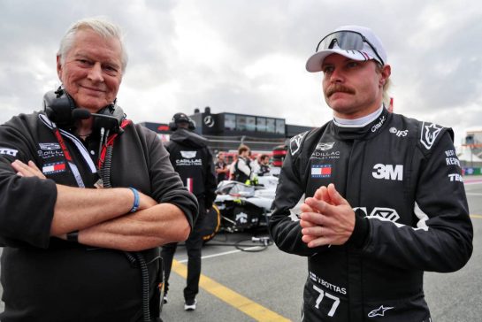 (L to R): Pat Symonds (GBR) Cadillac Formula 1 Team Executive Engineering Consultant with Valtteri Bottas (FIN) Cadillac Formula 1 Team on the grid.
22.08.2026. Formula 1 World Championship, Rd 12, Dutch Grand Prix, Zandvoort, Netherlands, Sprint and Qualifying Day.
- www.xpbimages.com, EMail: requests@xpbimages.com © Copyright: Batchelor / XPB Images