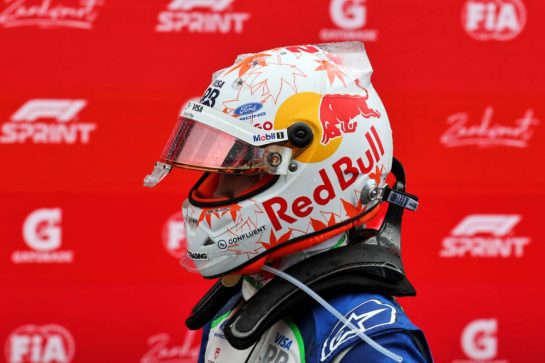 Yuki Tsunoda (JPN) Racing Bulls Reserve Driver in Sprint parc ferme.
22.08.2026. Formula 1 World Championship, Rd 12, Dutch Grand Prix, Zandvoort, Netherlands, Sprint and Qualifying Day.
- www.xpbimages.com, EMail: requests@xpbimages.com © Copyright: Moy / XPB Images