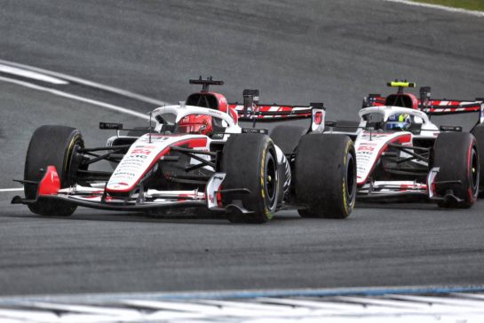 Esteban Ocon (FRA) Haas F1 Team VF-26.
22.08.2026. Formula 1 World Championship, Rd 12, Dutch Grand Prix, Zandvoort, Netherlands, Sprint and Qualifying Day.
- www.xpbimages.com, EMail: requests@xpbimages.com © Copyright: Bearne / XPB Images