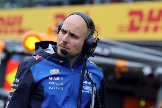 Gianpiero Lambiase (ITA) Red Bull Racing Head of Race Engineering.
23.08.2026. Formula 1 World Championship, Rd 12, Dutch Grand Prix, Zandvoort, Netherlands, Race Day.
- www.xpbimages.com, EMail: requests@xpbimages.com © Copyright: Moy / XPB Images
