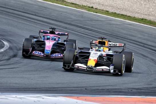 Arvid Lindblad (GBR) Racing Bulls Formula One Team VCARB 03 and Pierre Gasly (FRA) Alpine F1 Team A526.
23.08.2026. Formula 1 World Championship, Rd 12, Dutch Grand Prix, Zandvoort, Netherlands, Race Day.
- www.xpbimages.com, EMail: requests@xpbimages.com © Copyright: Bearne / XPB Images