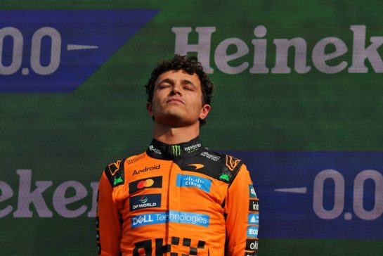 Race winner Lando Norris (GBR) McLaren F1 Team celebrates on the podium.
23.08.2026. Formula 1 World Championship, Rd 12, Dutch Grand Prix, Zandvoort, Netherlands, Race Day.
- www.xpbimages.com, EMail: requests@xpbimages.com © Copyright: Moy / XPB Images
