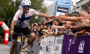 While F1 rests, Bottas pedals into a world championship