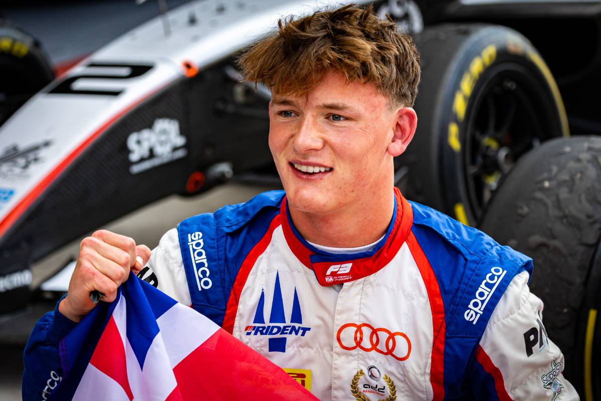 Audi junior Slater lands 2027 F2 seat with powerhouse Invicta