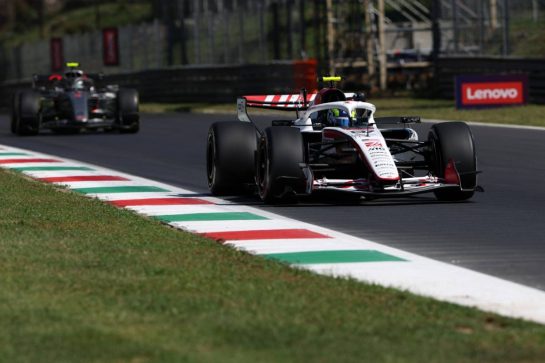 Oliver Bearman (GBR) Haas F1 Team VF-26.
04.09.2026. Formula 1 World Championship, Rd 13, Italian Grand Prix, Monza, Italy, Practice Day.
- www.xpbimages.com, EMail: requests@xpbimages.com © Copyright: Dunbar / XPB Images