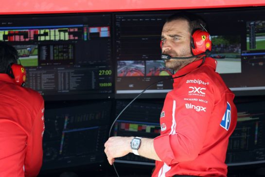 Jerome d'Ambrosio (BEL) Scuderia Ferrari Deputy Team Principal.
05.09.2026. Formula 1 World Championship, Rd 13, Italian Grand Prix, Monza, Italy, Qualifying Day.
- www.xpbimages.com, EMail: requests@xpbimages.com © Copyright: Batchelor / XPB Images
