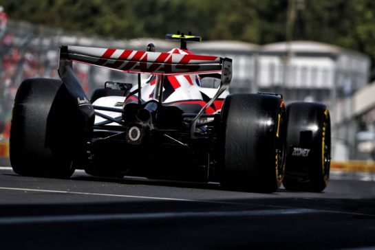 Oliver Bearman (GBR) Haas F1 Team VF-26.
05.09.2026. Formula 1 World Championship, Rd 13, Italian Grand Prix, Monza, Italy, Qualifying Day.
- www.xpbimages.com, EMail: requests@xpbimages.com © Copyright: Bearne / XPB Images