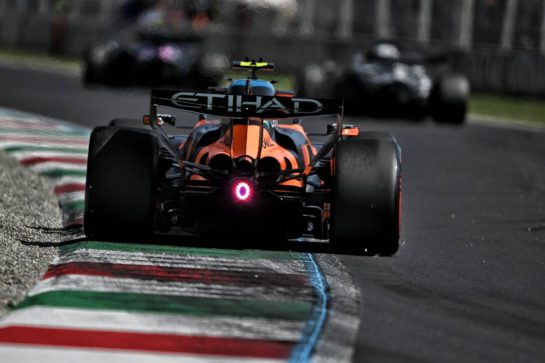 Lando Norris (GBR) McLaren F1 Team MCL40.
05.09.2026. Formula 1 World Championship, Rd 13, Italian Grand Prix, Monza, Italy, Qualifying Day.
- www.xpbimages.com, EMail: requests@xpbimages.com © Copyright: Price / XPB Images