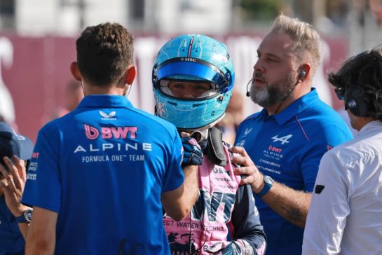 Pierre Gasly (FRA) Alpine F1 Team celebrates his pole position in qualifying parc ferme.
05.09.2026. Formula 1 World Championship, Rd 13, Italian Grand Prix, Monza, Italy, Qualifying Day.
- www.xpbimages.com, EMail: requests@xpbimages.com © Copyright: Charniaux / XPB Images