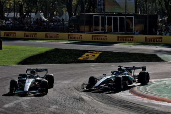 Andrea Kimi Antonelli (ITA) Mercedes AMG Formula One Team W17 and team mate George Russell (GBR) Mercedes AMG Formula One Team W17 battle for the lead of the race.
06.09.2026. Formula 1 World Championship, Rd 13, Italian Grand Prix, Monza, Italy, Race Day.
- www.xpbimages.com, EMail: requests@xpbimages.com © Copyright: Charniaux / XPB Images