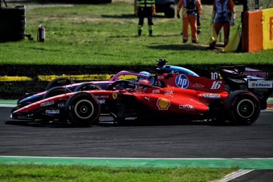 Pierre Gasly (FRA) Alpine F1 Team A526 and Charles Leclerc (MON) Scuderia Ferrari SF-26 battle for position.
06.09.2026. Formula 1 World Championship, Rd 13, Italian Grand Prix, Monza, Italy, Race Day.
- www.xpbimages.com, EMail: requests@xpbimages.com © Copyright: Price / XPB Images