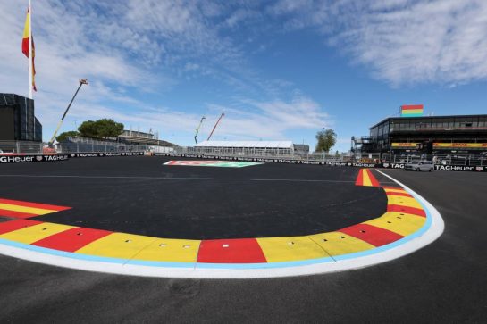 Circuit atmosphere - track detail.10.09.2026. Formula 1 World Championship, Rd 14, Spanish Grand Prix, Madrid, Spain, Preparation Day.- www.xpbimages.com, EMail: requests@xpbimages.com © Copyright: XPB Images