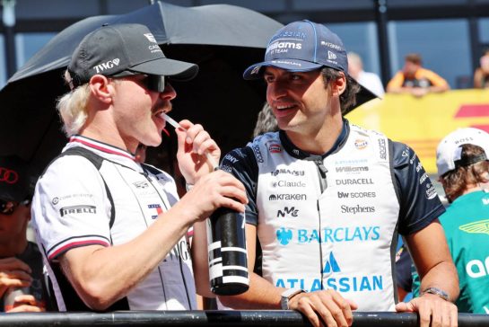 (L to R): Valtteri Bottas (FIN) Cadillac Formula 1 Team with Carlos Sainz (ESP) Williams F1 Team on the drivers' parade.
13.09.2026. Formula 1 World Championship, Rd 14, Spanish Grand Prix, Madrid, Spain, Race Day.
- www.xpbimages.com, EMail: requests@xpbimages.com © Copyright: Batchelor / XPB Images